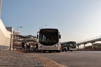 El MOP proyecta nuevos carriles de Mi Bus en Vía España.