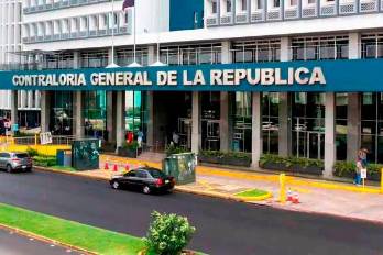 Credenciales recibe la lista de aspirantes a la Contraloría