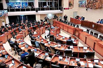 Proyectos anticorrupción permanecen en el tintero.