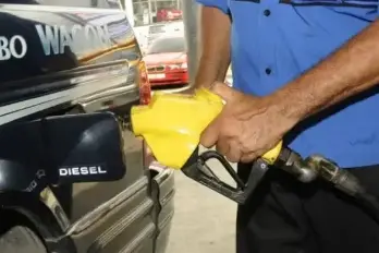 Según un reporte de la SNE, el precio del galón de la gasolina de 95 octanos bajará cuatro centésimos.