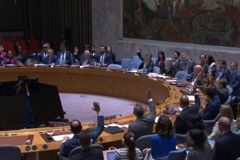 La resolución fue aprobada por 12 votos y dos abstenciones las de China y Rusia.