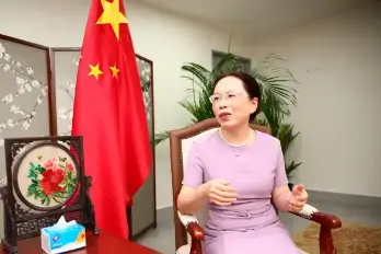 La embajadora de la República Popular China en Panamá, Xu Xueyuan.
