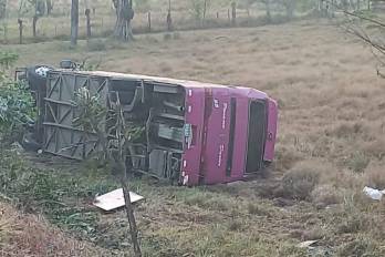 El SNM aclaró que los buses autorizados poseen cámaras y alerta para los conductores.