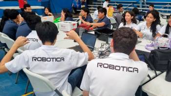Imagen de archivo donde Fundesteam que en 2024 capultó a Panamá a ocupar la cuarta posición en el World Robot Olympiad.
