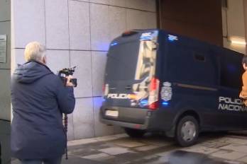 Un matrimonio detenido en Oviedo está acusado de encerrar a sus hijos durante casi cuatro años.