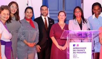 De Amorim invitó al acto a la ministra de la Mujer, Niurka Palacio, el vicecanciller Carlos Ruíz-Hernández y sus respectivos equipos de trabajo