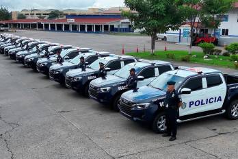 La Policía Nacional prepara una nueva compra de vehículos para reforzar sus operaciones en distintos puntos del país.
