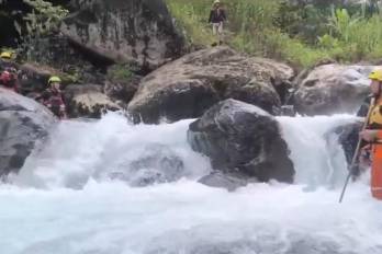 Sinaproc reportó el martes 29 de julio que dos estudiantes fueron arrastradas por una cabeza de agua en la zona de Trinchera, en la comarca Ngäbe-Buglé.