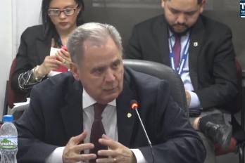 Henry Faarup, secretario general de la Secretaría Nacional del Ferrocarril de Panamá, este jueves, durante la sustentación presupuestaria del Ministerio de la Presidencia, en la Comisión de Presupuesto.