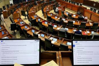 Prado hizo un llamado a la ciudadanía a mantenerse informada, al considerar que este tipo de prácticas debilitan la institucionalidad democrática.