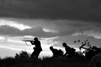 ‘Entre guerras, drogas y fugas’