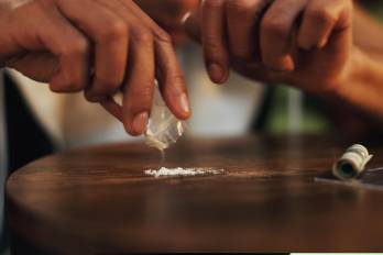 Expertos señalan que el sistema actual de medición de cultivos de coca en Colombia presenta vacíos metodológicos que afectan la precisión de los datos oficiales.