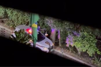 Urruchurtu publicó un video tomado desde la ventana de la residencia.