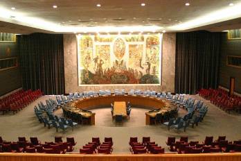 El Consejo de Seguridad de la ONU autorizó la creación de una Fuerza de Supresión de Pandillas de 5.550 efectivos en Haití, con mandato inicial de 12 meses, para restaurar la seguridad y apoyar las elecciones.