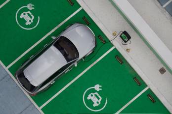 Los minerales estratégicos son indispensables para los autos eléctricos.