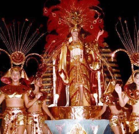 Jeanette Combe Jaén, reina de Calle Abajo de Las Tablas en 1983.