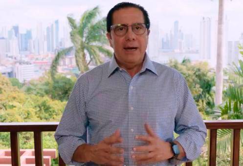 ‘Con mi pensamiento puesto en Panamá he tomado la decisión de romper el último vinculo con el PRD’, dijo el candidato presidencial del PP.