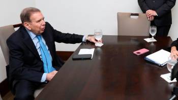 En la entrevista a González Urrutia estuvo presente el exalcalde de Caracas Antonio Ledezma.