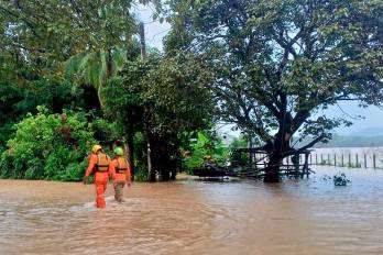 Personal del Sinaproc visitó algunas áreas afectadas en Tonosí este domingo, 26 de octubre.