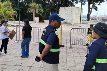 Inspección ocular al sitio dónde se encontraba el monumento a la comunidad china en Panamá.