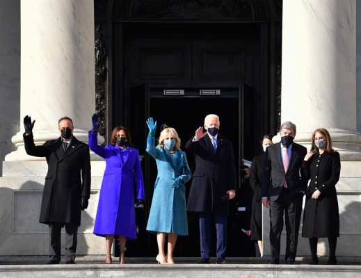 Biden se convierte en presidente de EE.UU. con un mensaje de unidad
