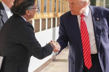 La reunión entre los presidentes Donald Trump y Gustavo Petro en la Casa Blanca concluyó tras más de dos horas de conversaciones centradas en cooperación antidrogas y seguridad regional.