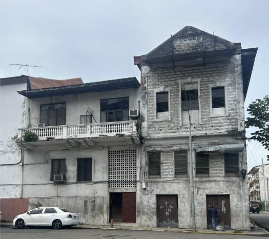 En la Iglesia de Santa Ana se requieren trabajos de reposición y restauración de elementos arquitectónicos, limpieza especializada, tratamientos de muros y consolidación estructural; así como una mejora en sus espacios circundantes.