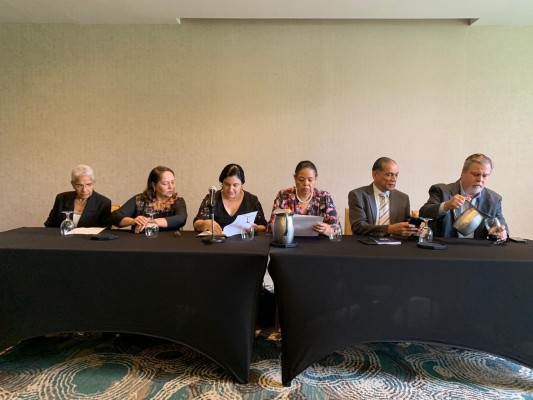 Sociedad civil reacciona ante intento de remover al Defensor del Pueblo