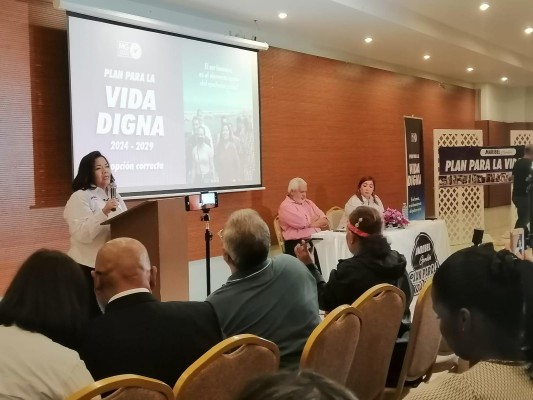 Gordón manifestó que el neoliberalismo es un modelo agotado.