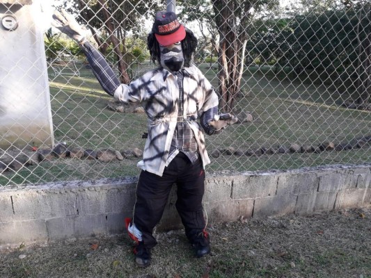 La quema del muñecos de año viejo sigue siendo tradición en Panamá