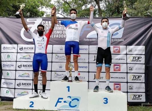 El ciclista panameño Christofer Jurado gana plata