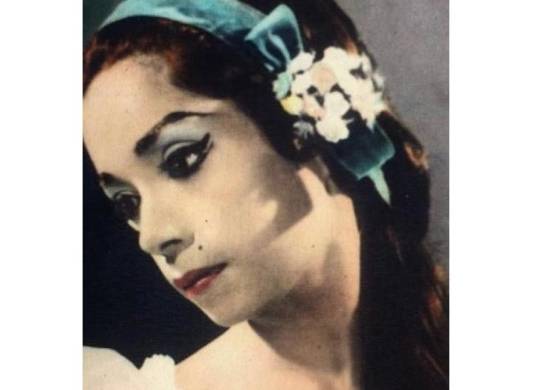 Ginela Vásquez Mckay, egresó del Royal Ballet de Londres y fue fundadora del Ballet Concierto y colaboró en la formación del Ballet Nacional de Panamá.