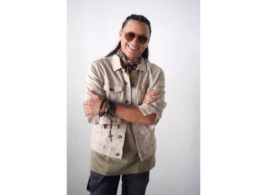 Elvis Crespo, cantante puertorriqueño nacido en Nueva York hace 51 años en una fotografía cedida sin fechar de Amazon Music.