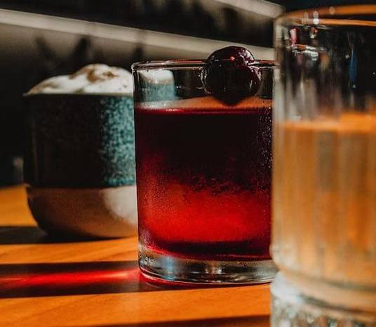 Su coctelería también forma parte de su oferta gastronómica.