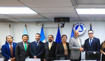 Hernández se convirtió este lunes 21 de octubre en el diputado más joven en presidir este organismo.