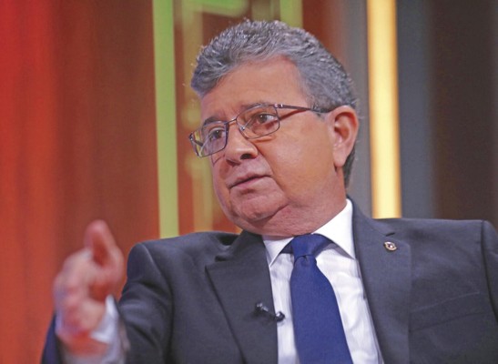 Oscar Vallarino, coordinador de la mesa del Agua, Pacto Bicentenario