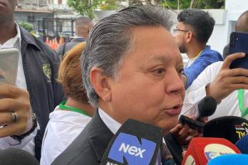 el viceministro de Salud destacó la reactivación de hospitales, subcentros de salud y el abastecimiento del 90% de medicamentos.