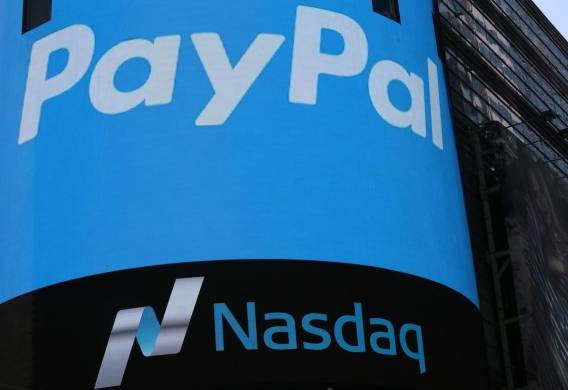 Foto de archivo del logo de la empresa PayPal.