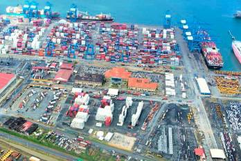 Puertos panameños movilizan 16,4% más contenedores a marzo de 2024