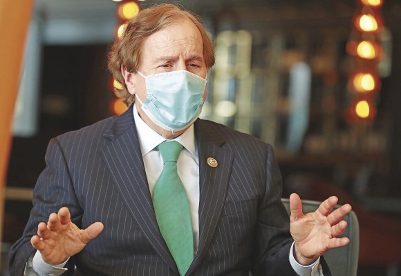 Robert Miller Pittenger, excongresista de Carolina del Norte (2013 - 2019)