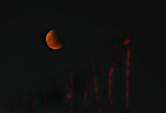 La luna vuelve a eclipsarse y el fenómeno no se repetirá en tres años