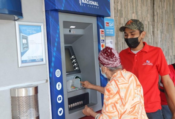 Más de 150 mil panameños cobrarán desde este lunes 5 de septiembre los programas del Mides
