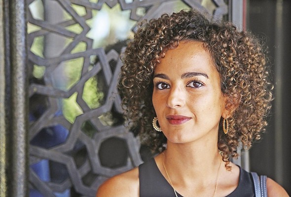 A Slimani le fue otorgado el premio Literario de la Mamounia, que se le concede a un autor marroquí en lengua francesa, y además fue la primera mujer en recibirlo.