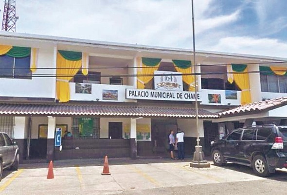 Palacio Municipal de Chame que alberga la sala del Concejo y oficinas administrativas.