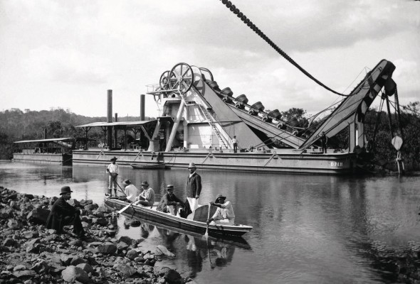 Maquinaria utilizada en el proyecto del Canal francés