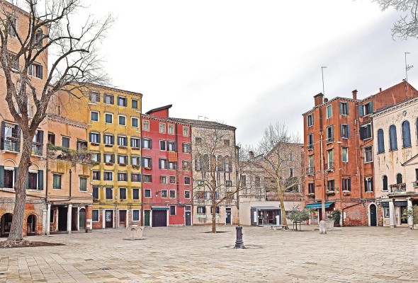 Plaza principal del antiguo guetto de Venecia