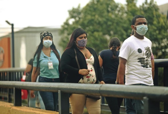 El plazo para reactivar los contratos del sector servicios vence el 31 de octubre de 2021.