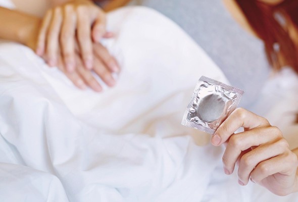 Insisten en que el uso del preservativo es una de las medidas más eficaces para prevenir ETS.