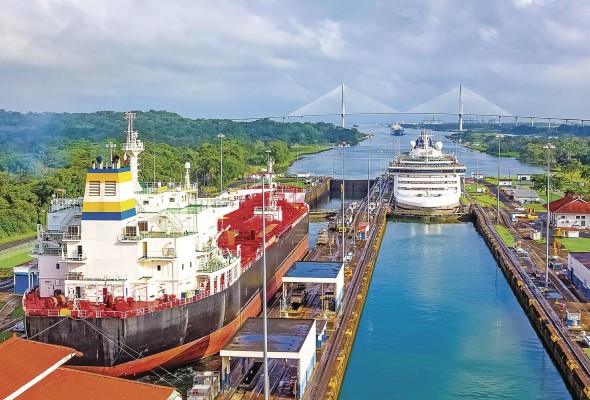 El Canal de Panamá ha mantenido sus operaciones marítimas desde hace más de 100 años.