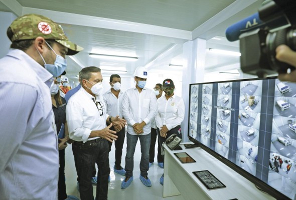 Entrega de llaves del Hospital Integrado Panamá Solidario